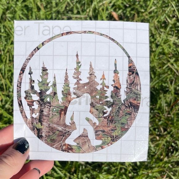 Big Foot Camouflage Circle Woods Decal - Picture 1 of 11
